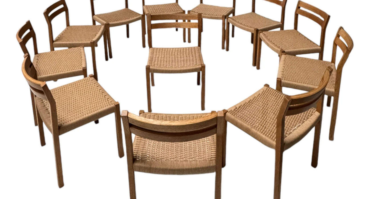 Set of 12 Mid-Century Modern 401 Dining Room Chairs by Niels Otto Møller, 1970s